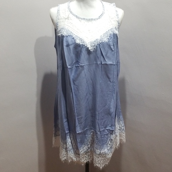 *S left* Blue Lace Accent Swing Tunic Dress - Picture 2 of 8